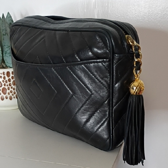 Chanel Lambskin Diamond Stitch Fringe Camera Bag #2808 Needs Repair READ - Picture 9 of 16